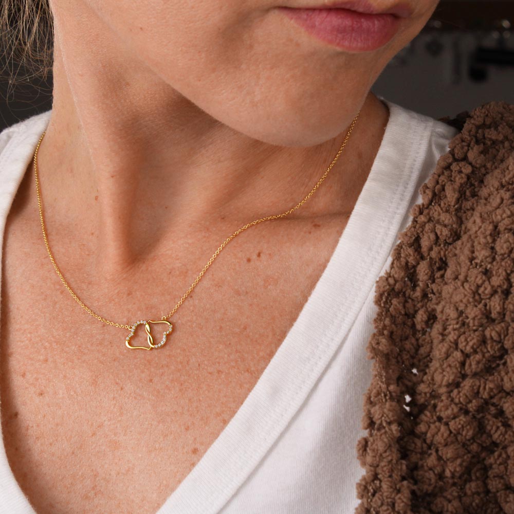 A gift that will please - choosing personalized jewelry for Mother's Day